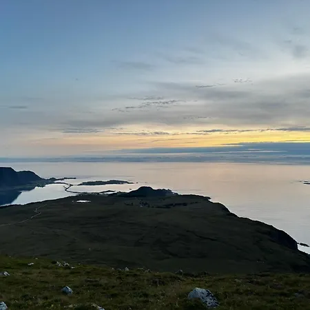 Unik Og Moderne Med Utsikt Mot Havet
