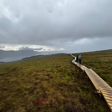 Unik Og Moderne Med Utsikt Mot Havet Feriehus