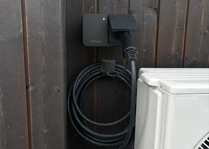 Semesterbostad Unik Og Moderne Microhytte Med Utsikt Mot Havet 40 A Otterlei Longva