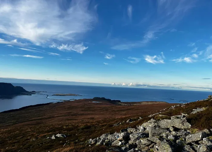 Unik Og Moderne Microhytte Med Utsikt Mot Havet 40 A Otterlei Longva
